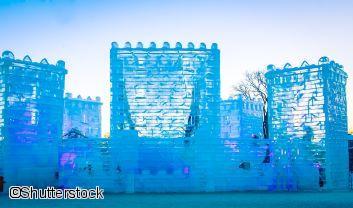 Construction de glace Carnaval de Québec