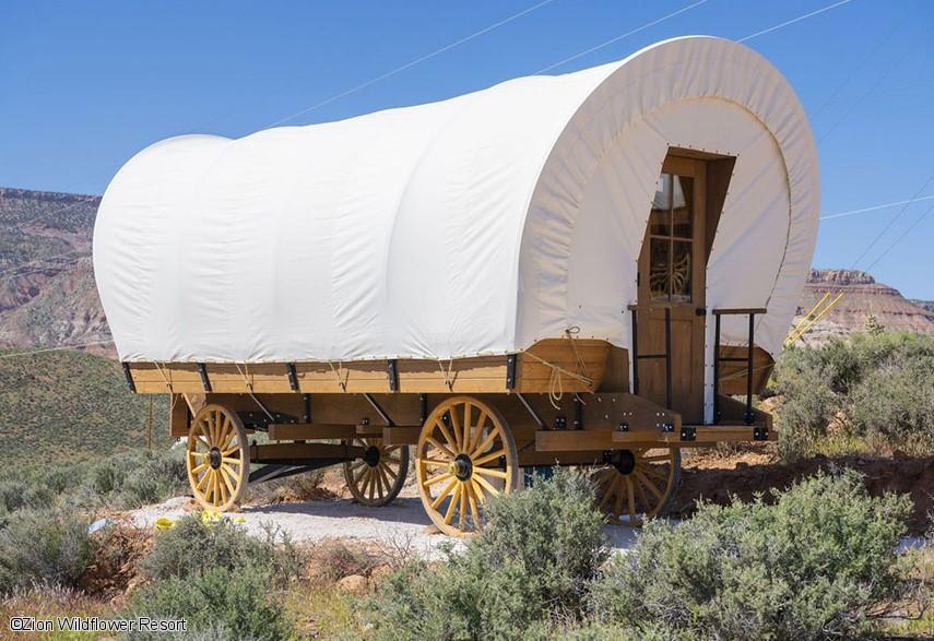 Circuit en voiture dans l'ouest américain pour un aventure cowboy avec nuits en ranch, chariot et dôme.
