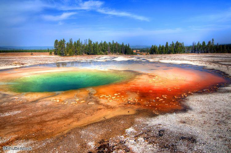 Turquoise Pool au parc national de Yellowstone 