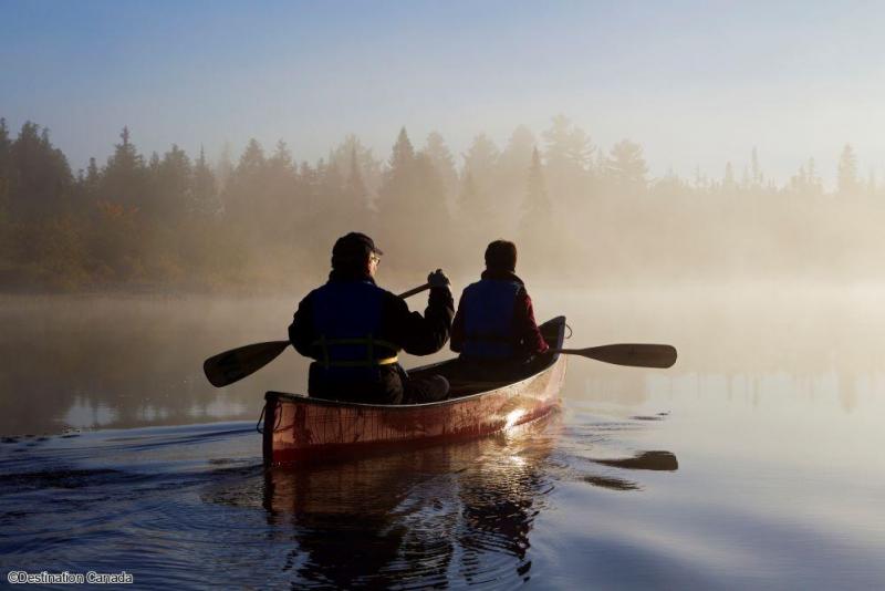 Faire du canoe au Canada