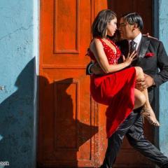 shutterstock_ Le couple de danseuses argentines de tango 1025234827.jpg