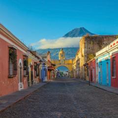shutterstock_598756340 Antigua.jpg