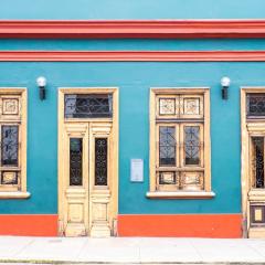 shutterstock_350061998 A House in Lima, Peru.jpg