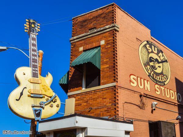 La façade emblématique du mythique Sun Studio à Memphis, lieu de naissance du rock and roll.